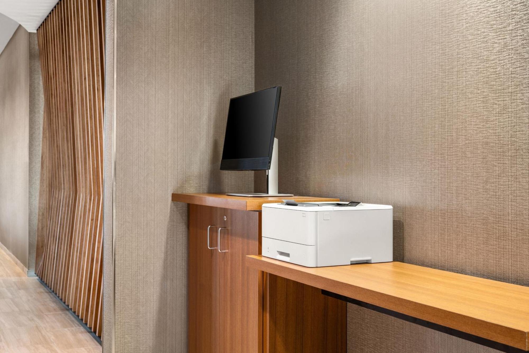 Springhill Suites By Marriott Menomonee Falls المظهر الخارجي الصورة